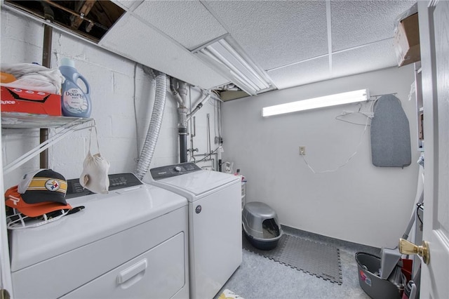 5215 Caste Dr, Whitehall, PA 15236 - laundry room with washing machine and clothes dryer