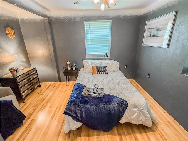 808 Thompson Run Rd, Springdale Twp, PA 15049 - bedroom featuring wood finished floors