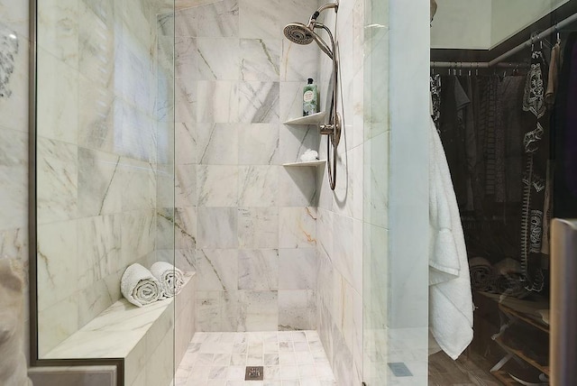 1115 Valleyview Dr, Cecil, PA 15055 - full bathroom with tiled shower and a walk in closet