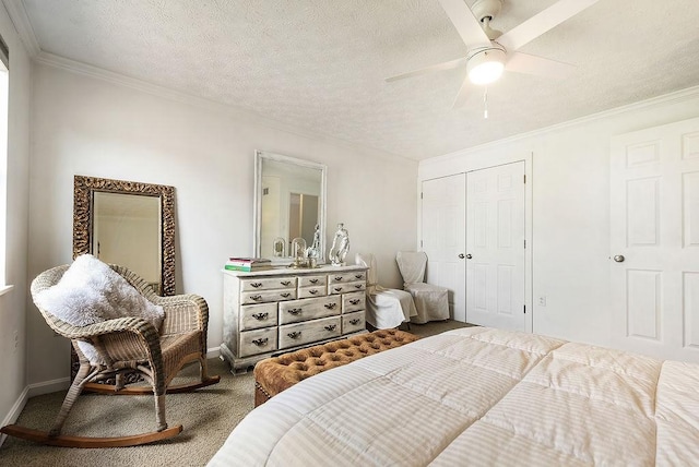 1115 Valleyview Dr, Cecil, PA 15055 - bedroom with crown molding, a closet, carpet, ceiling fan, and a textured ceiling
