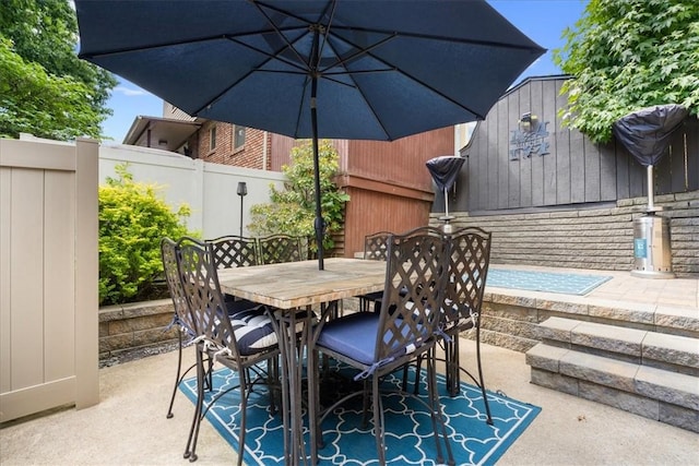 2912 Vinton, Sheraden, PA 15204 - view of patio featuring outdoor dining area