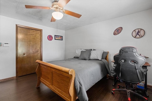 2912 Vinton, Sheraden, PA 15204 - bedroom with dark wood-type flooring and ceiling fan