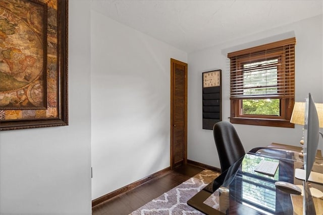 2912 Vinton, Sheraden, PA 15204 - office space with dark wood-type flooring and baseboards