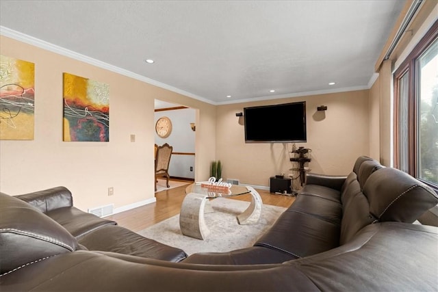 2912 Vinton, Sheraden, PA 15204 - living room featuring wood finished floors, recessed lighting, and ornamental molding