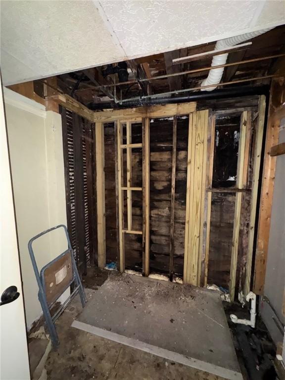 5015 Walnut St, Versailles Boro, PA 15132 - view of basement