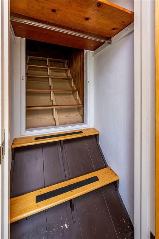 1515 George St, Unity Twp, PA 15650 - view of staircase