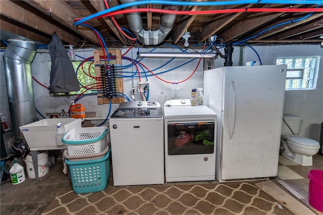 132 Spaugy Hollow Rd, Bullskin Twp, PA 15425 - washroom with washing machine and dryer