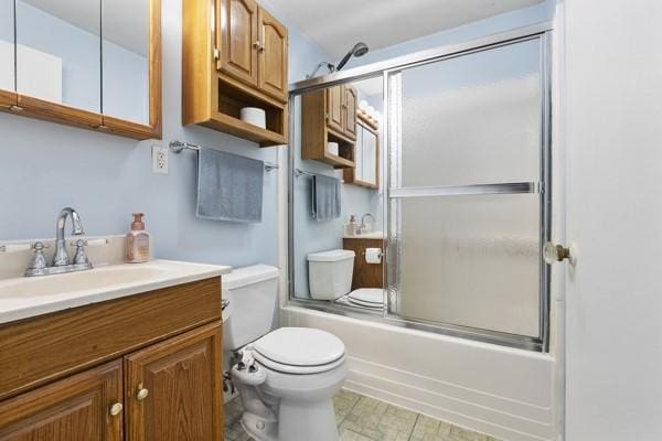 110 5th Ave, Ross Twp, PA 15229 - full bathroom featuring vanity and enclosed tub / shower combo