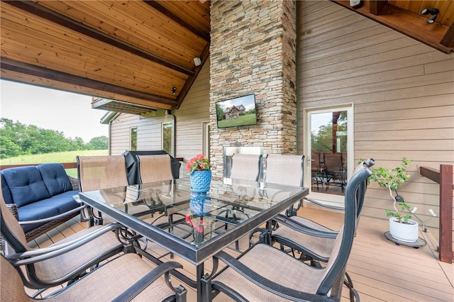 2780 Ipnar Rd, North Huntingdon, PA 15642 - view of patio with outdoor dining space