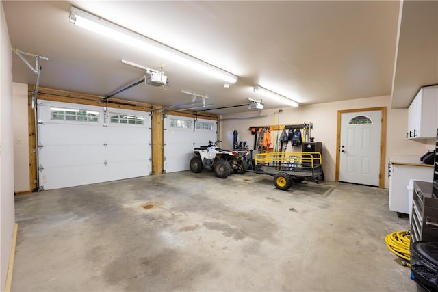 2780 Ipnar Rd, North Huntingdon, PA 15642 - garage with a garage door opener