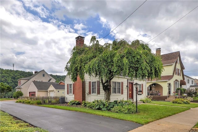 1255 Park Pl, Beaver, PA 15009 - view of front of home with a chimney