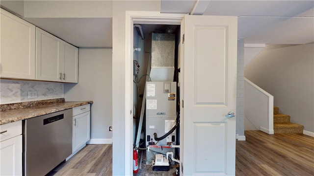 120 Rivermont Ct, Harmar, PA 15024 - kitchen with dishwasher, light wood-style floors, white cabinets, and decorative backsplash