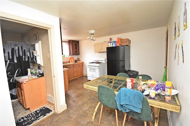 2118 Elsie St, Arlington, PA 15210 - photo 3