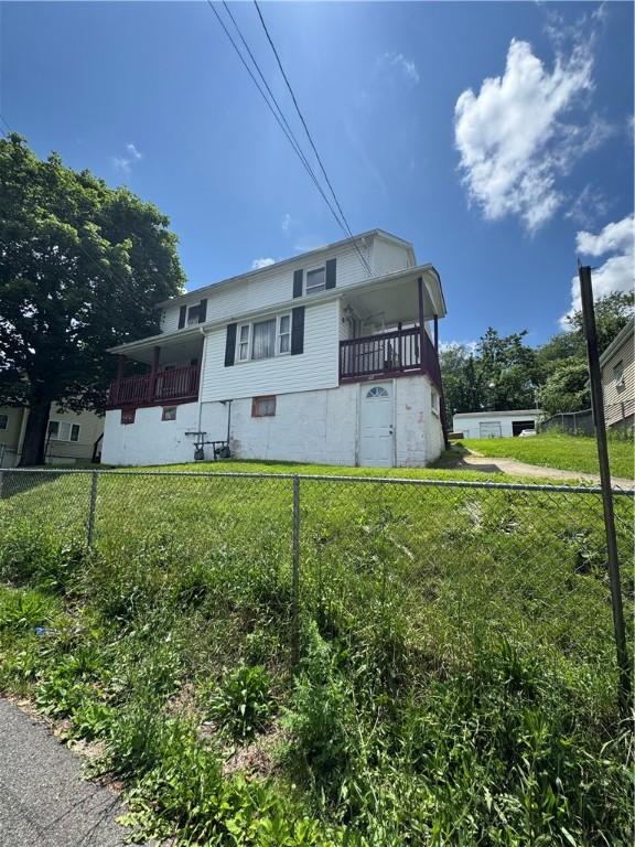 69 Beech St, Cecil, PA 15350 - view of side of property