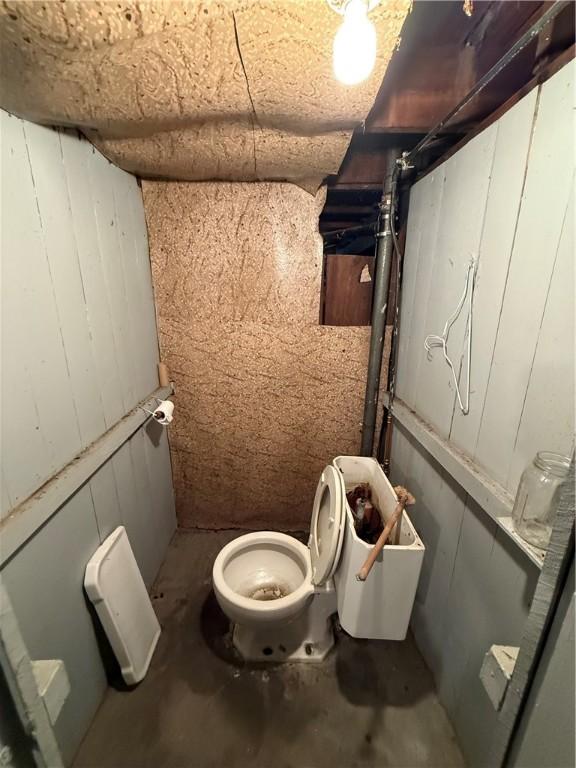 66 Beech St, Cecil, PA 15350 - bathroom with toilet and unfinished concrete floors