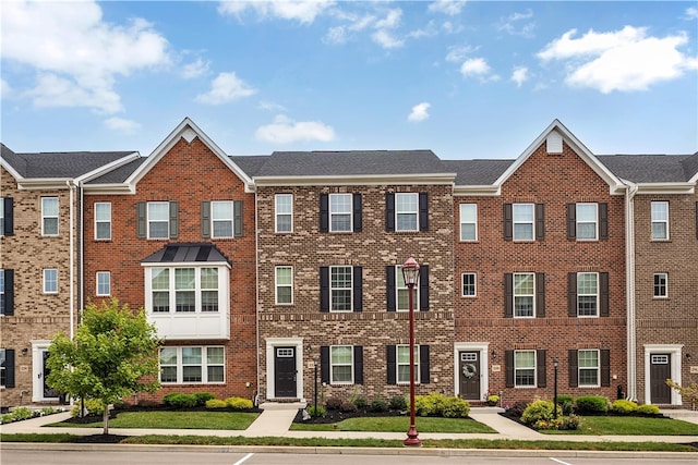 222 Amon St, Cranberry Twp, PA 16066 - view of front facade with brick siding