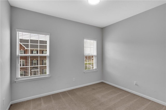 222 Amon St, Cranberry Twp, PA 16066 - carpeted empty room with baseboards
