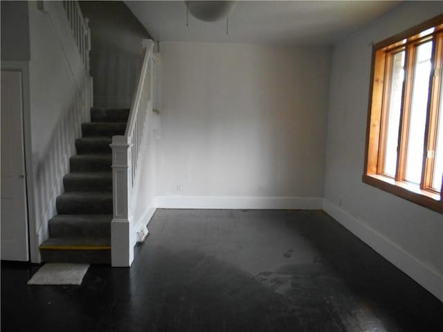 321 E 4th St, Derry Twp, PA 15627 - stairs with baseboards