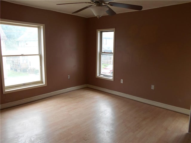 321 E 4th St, Derry Twp, PA 15627 - unfurnished room featuring ceiling fan and light wood-style floors