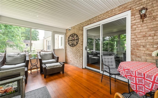 2712 Champlain, Shaler, PA 15101 - sunroom / solarium featuring an outdoor hangout area