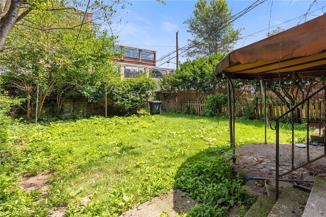 6933 Mcpherson Blvd, Point Breeze, PA 15208 - fenced backyard with a gazebo