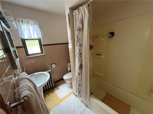 1201 Illinois Ave, Dormont, PA 15216 - full bath featuring radiator heating unit, wainscoting, and tile walls