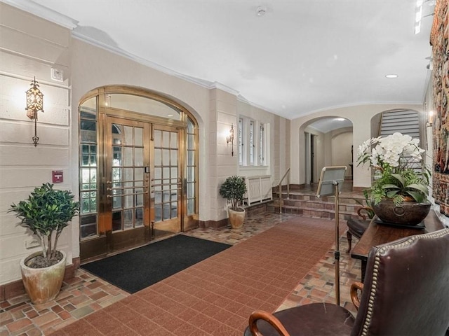 166 N Dithridge St Unit 3E, Oakland, PA 15213 - community lobby featuring crown molding