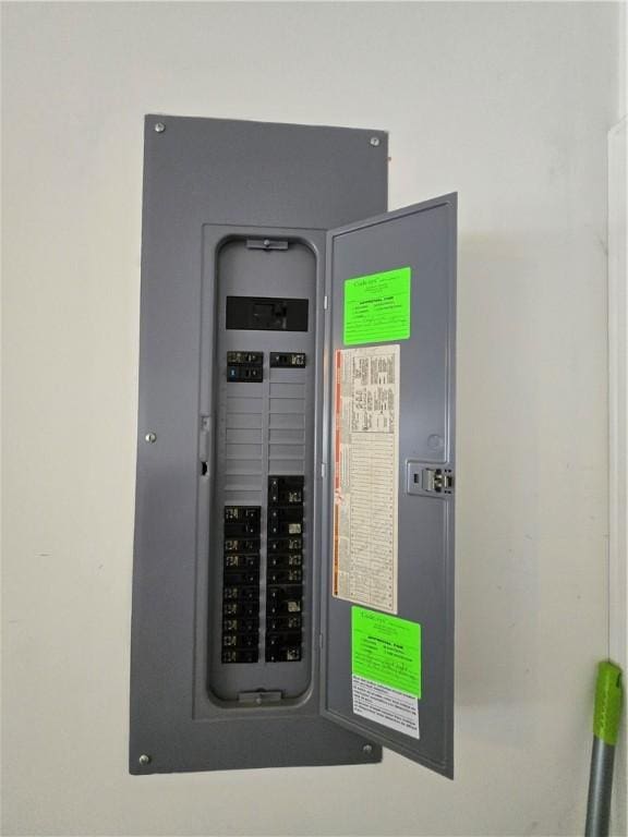 3205 Penny Ln, Neshannock Twp, PA 16105 - utility room featuring electric panel