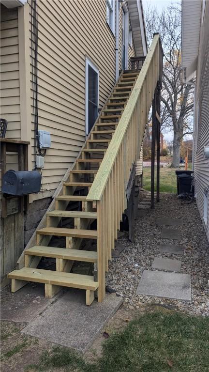 613 Third St, City Of But Ne, PA 16001 - doorway to property