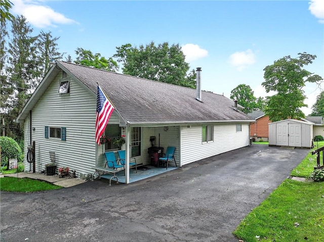 1042 Millwood Rd, Derry Twp, PA 15627 - photo 6