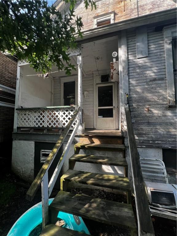 219 Sherman Ave, Vandergrift, PA 15690 - entrance to property with a porch