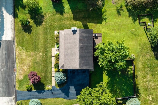 405 Crestridge Dr, Hempfield Twp, PA 15601 - drone / aerial view