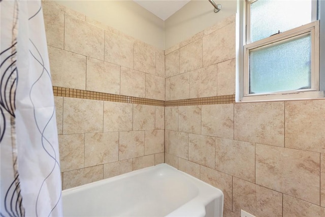 3905 Beechwood Blvd, Squirrel Hill, PA 15217 - bathroom featuring shower / tub combo with curtain