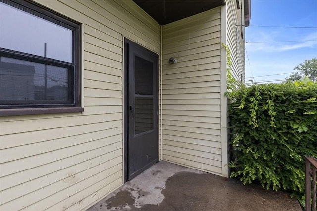149 Frank St, Whitaker, PA 15120 - property entrance