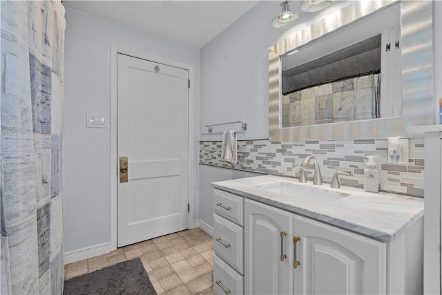 107 Braun St, Shaler, PA 15223 - bar featuring a sink and tasteful backsplash