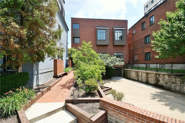 325 S Highland Ave Unit 105, Shadyside, PA 15206 - view of property's community with a vegetable garden