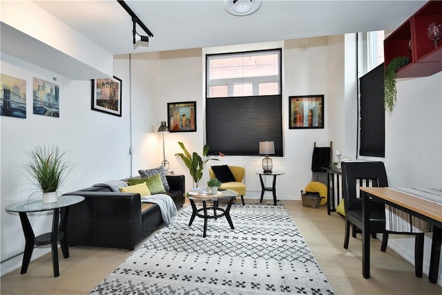 325 S Highland Ave Unit 105, Shadyside, PA 15206 - living room featuring baseboards