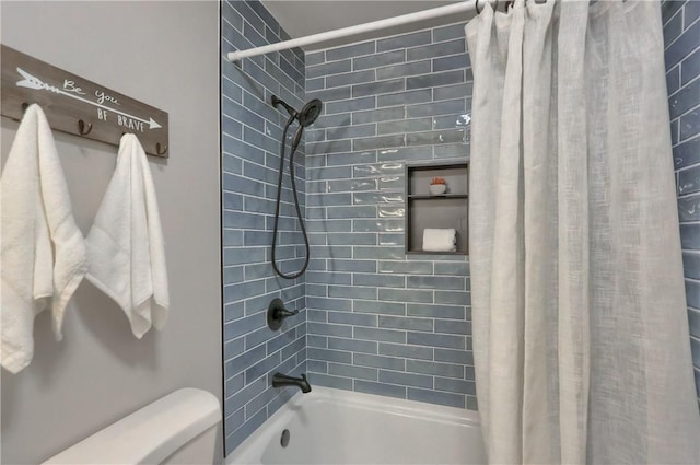 1611 18th Ave, Patterson Heights, PA 15010 - full bathroom featuring shower / bath combo and toilet