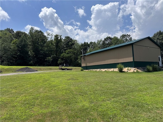 233 Grantz Hollow Rd, Bethel Twp, PA 15690 - view of green lawn featuring an outbuilding