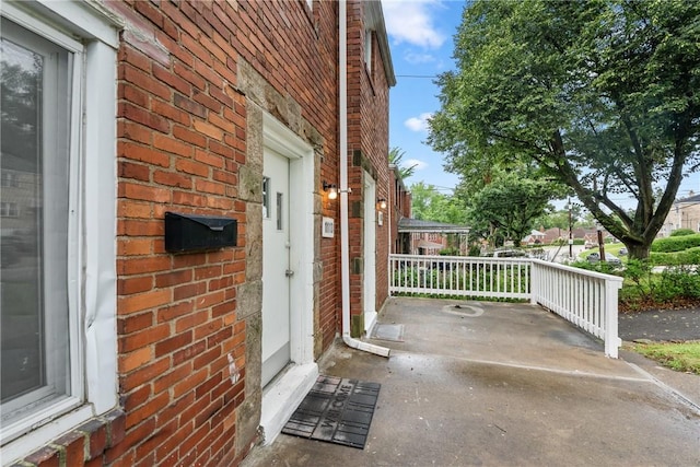 1113-1115 Woodbine, Stanton Heights, PA 15201 - view of covered porch