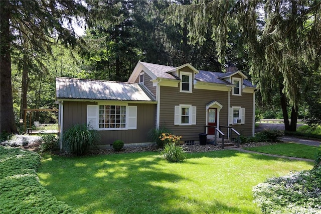 1638 Lake Rd, Pa, PA 16137 - view of front facade featuring a front lawn and a metal roof