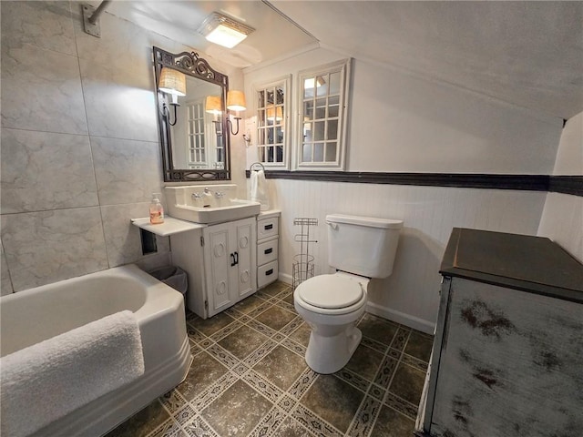 1638 Lake Rd, Pa, PA 16137 - full bath with vanity, a bathtub, and vaulted ceiling