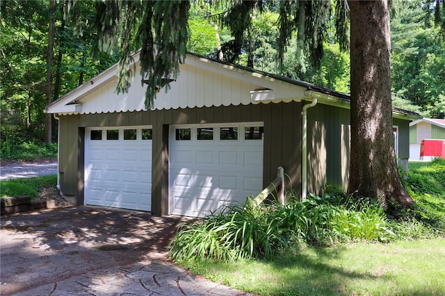 1638 Lake Rd, Pa, PA 16137 - view of detached garage