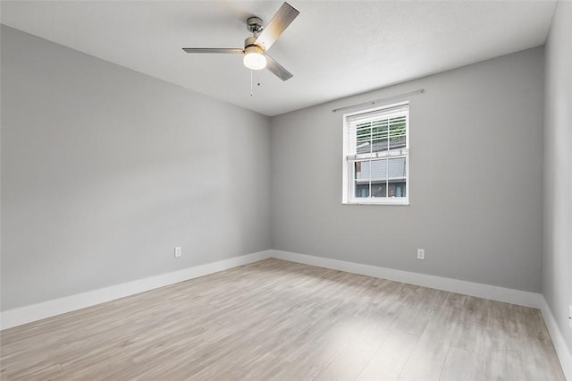 105 Camelot Dr, Mccandless, PA 15237 - empty room with light wood-type flooring and ceiling fan