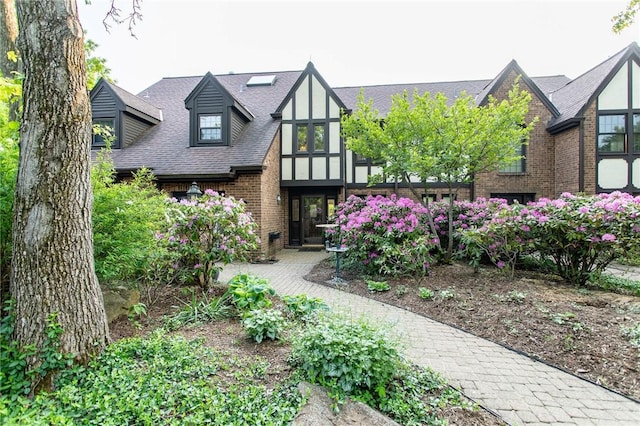 311 Oxbridge Ct, Ohara, PA 15238 - english style home featuring brick siding and roof with shingles