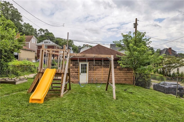 122 Haldane St, Crafton, PA 15205 - view of play area