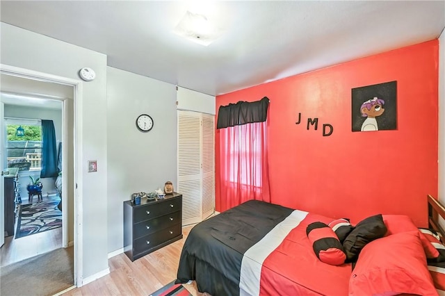 965 Dalton Ave, Hermitage, PA 16148 - bedroom with light wood-type flooring and a closet