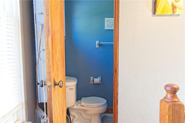 1109 N 2nd St, Jeannette, PA 15644 - bathroom featuring toilet