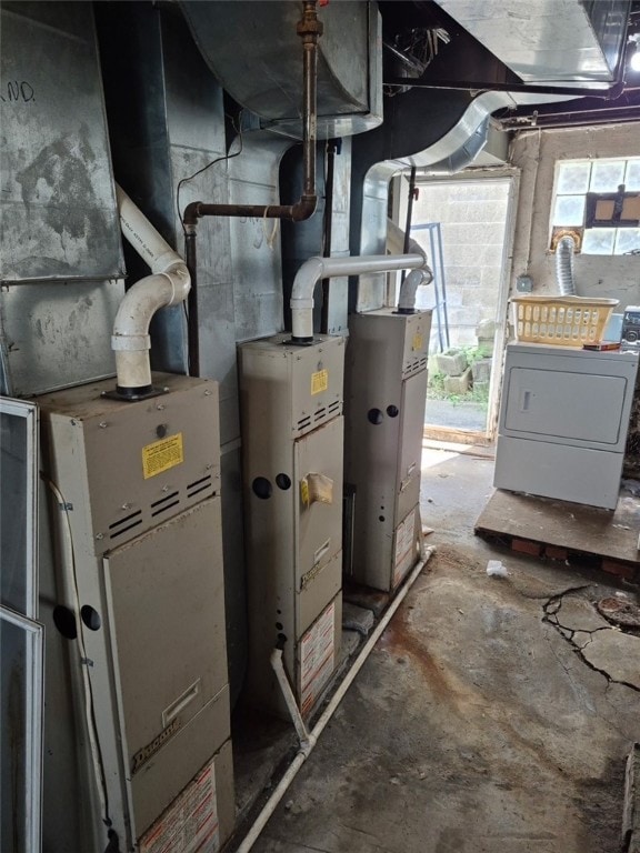 19 Charles St, Dravosburg, PA 15034 - utility room with washer / clothes dryer and heating unit