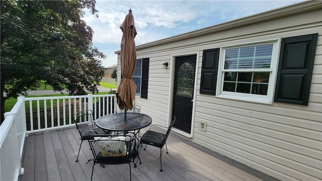2583 Richard Rd, Franklin Park, PA 15090 - wooden deck with outdoor dining area